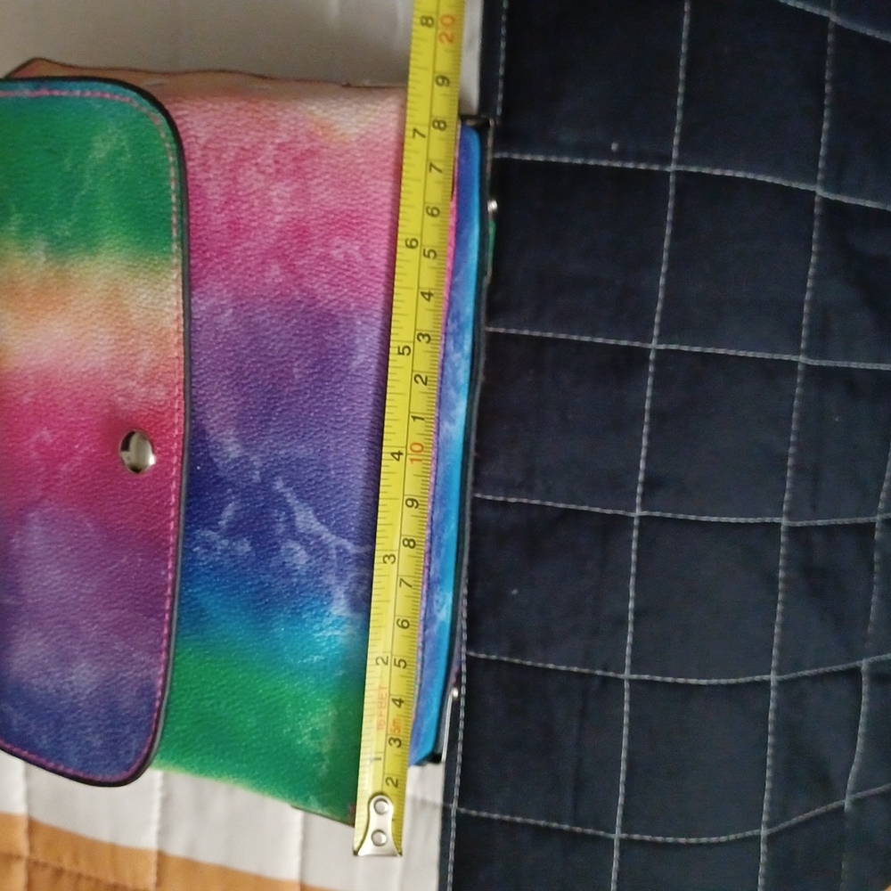 Rainbow Purse - Picture 6 of 6